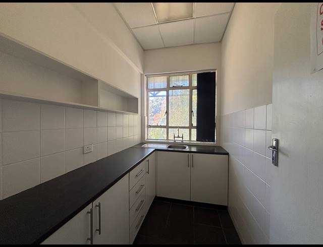 531M² WAREHOUSE TO LET IN ELSIES RIVER INDUSTRIAL
